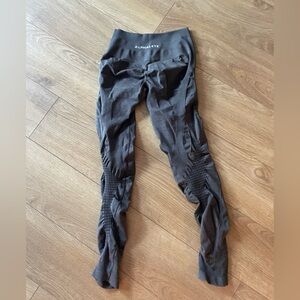 Alphalete seamless contour leggings